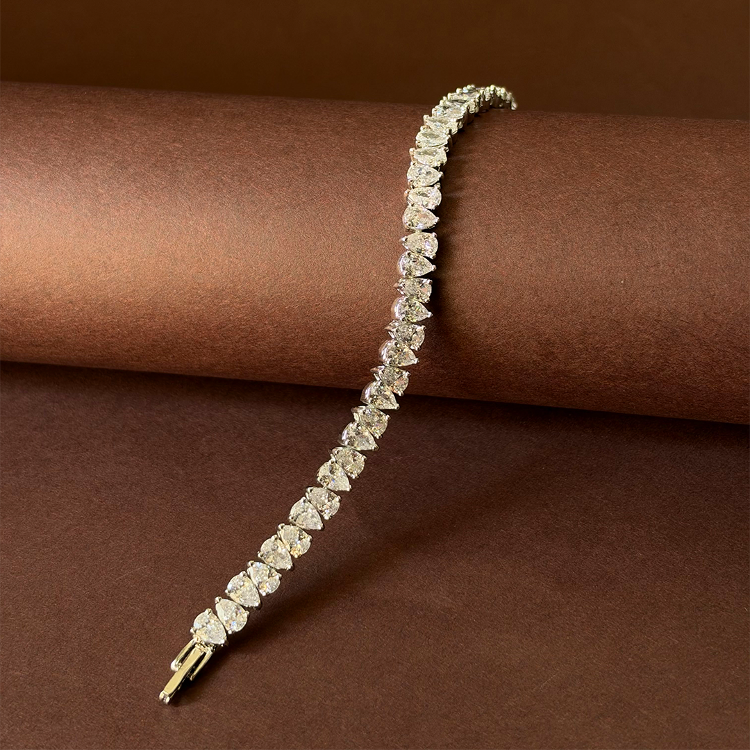 Vanya Pear Bracelet